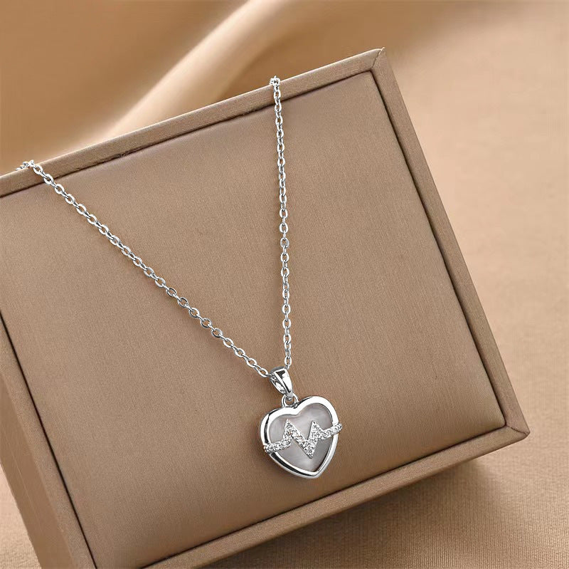 18K Gold Plated Stainless Steel Heart Pendant Necklace In Titanium
